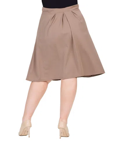 24seven Comfort Apparel Plus Size Elastic Waist Pleated Knee Length Pocket Skirt In Taupe