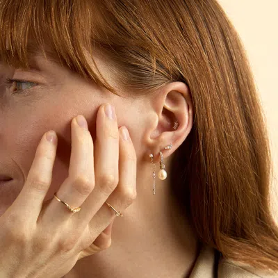 Astrid &amp; Miyu Lab Diamond &amp; Pearl Cluster Studs