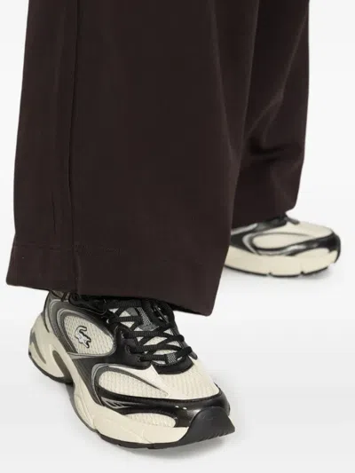 网面系带运动鞋