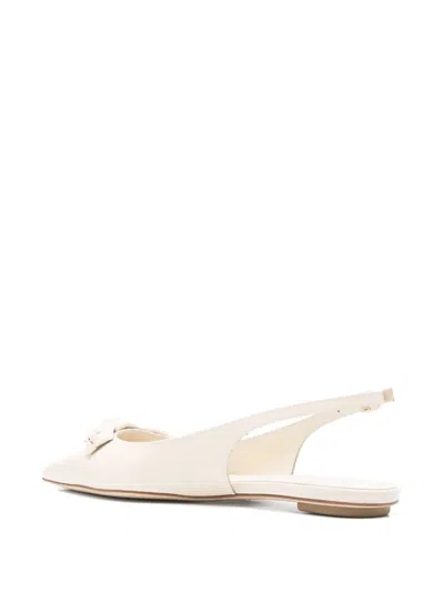Stuart Weitzman Leather Flats In Neutrals