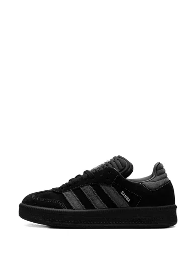 Adidas Originals Gazelle Sneakers In Black