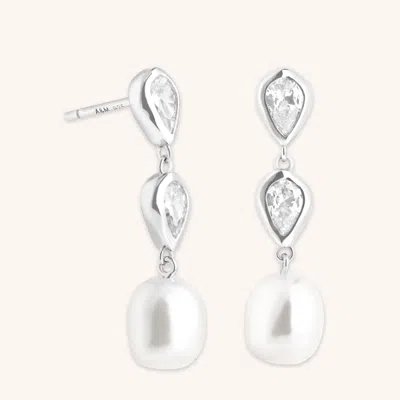 Astrid &amp; Miyu Pear Bezel &amp; Pearl Drop Studs