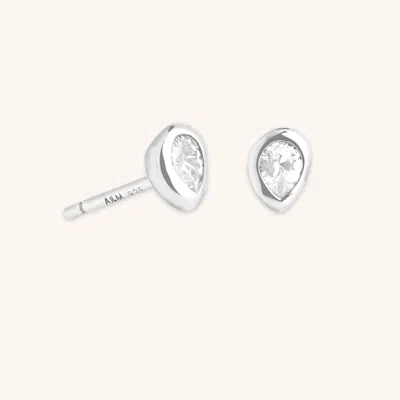 Astrid &amp; Miyu Pear Bezel Studs