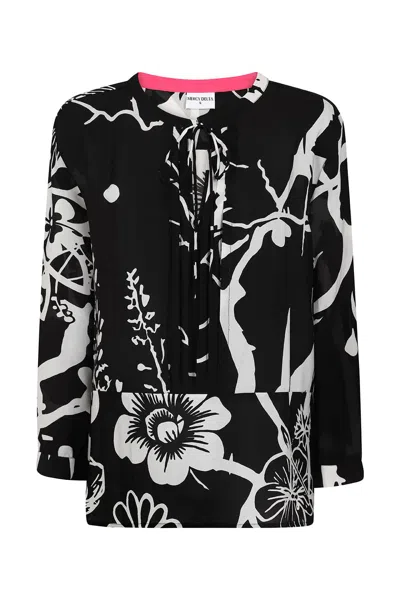 Mercy Delta Women's Black / White Fenton, Imaginary Paradise In Black/white