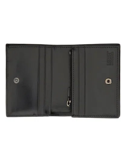 Diesel Bi-fold Card Holder In Mirrored Leather In Black