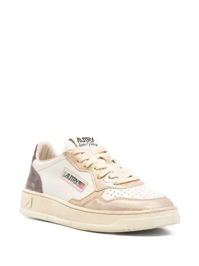 Autry Super Vintage Sneakers In Neutrals