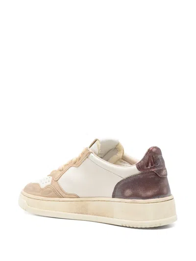 Autry Super Vintage Sneakers In Neutrals