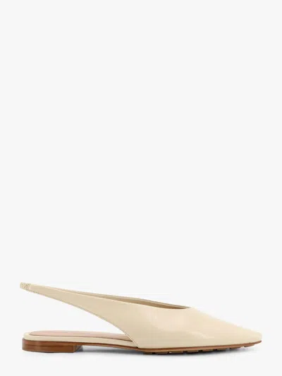 Bottega Veneta Sofia Leather Slingback Point-toe Flats