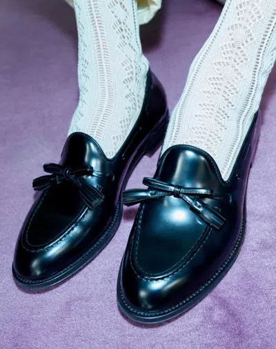 Valentino Bowshire Loafers In Black Glossy Calfskin In Black