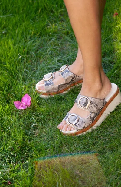 Chinese Laundry Surf's Up Platform Slide Sandal In Cream Multi