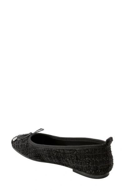 Marc Fisher Ltd Ubet Ballet Flat In Black