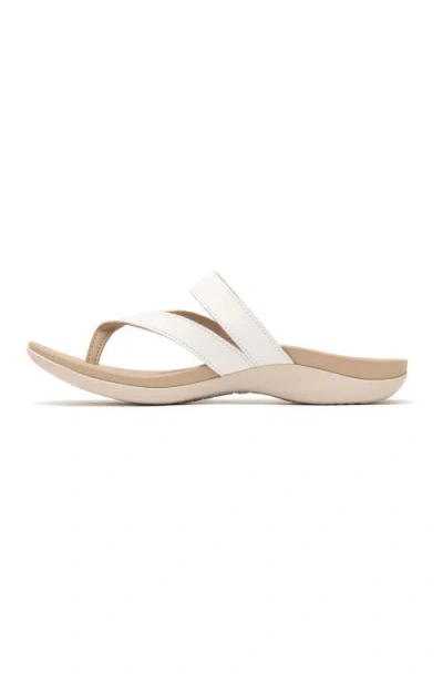 Abeo Oasis Thong Sandal In White - Metatarsal