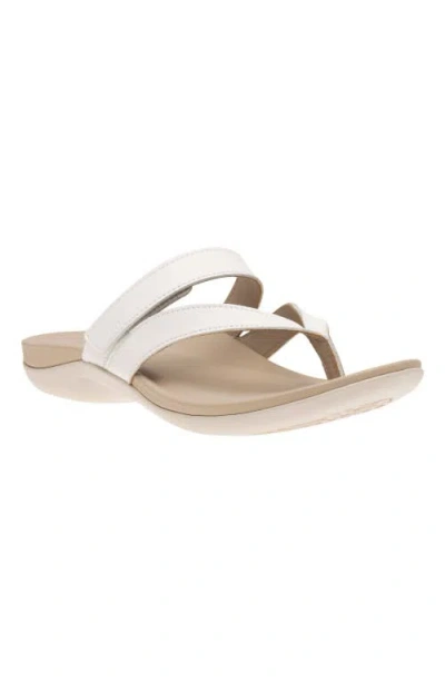 Abeo Oasis Thong Sandal In White - Regular