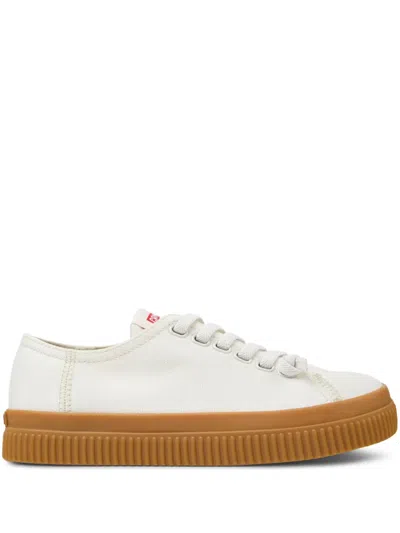 Camper Peu Roda In Weiss