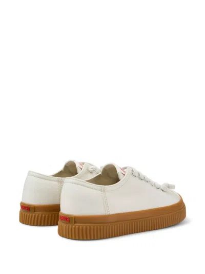 Camper Peu Roda In Weiss