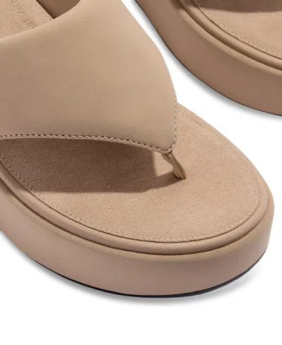 Fitflop Women's Flatforms Wedge Toe-post Sandals In Classic Beige