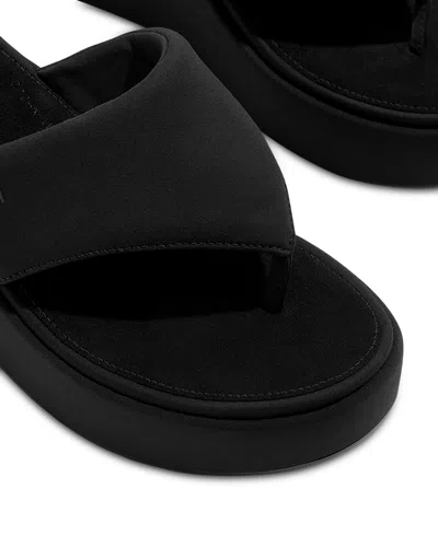 Fitflop Women's Flatforms Wedge Toe-post Sandals In All Black