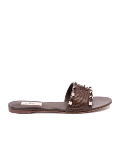 Valentino Garavani Valentino Rockstud Leather-trim Sandal In Brown