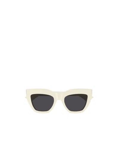 Saint Laurent Sl 759 Linea Corner Angle 004 Ivory Black Sunglasses In White