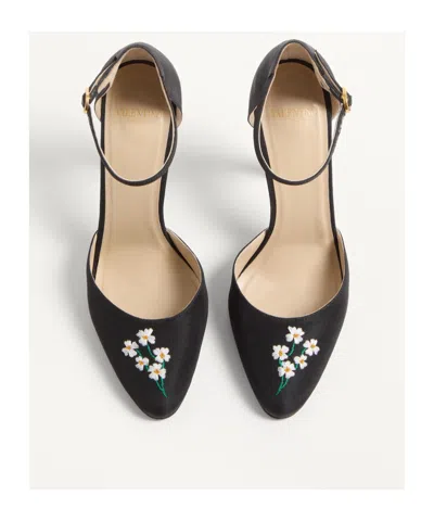 Valentino Floral Embroidered Round Toe Ankle Strap Pumps In Black
