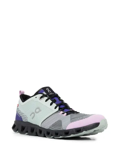 On Cloud Wmns "shift In Gray