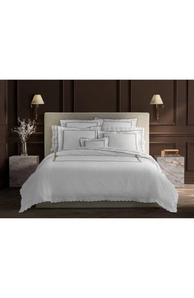 Matouk Classic Chain Scallop Pillow Sham In Red