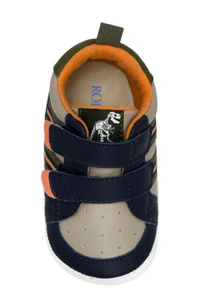 Robeez ® Brooks First Kicks Sneaker In Navy