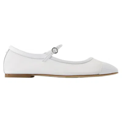Aeyde Round Toe Ballerina Shoes With Contrast Piping In White