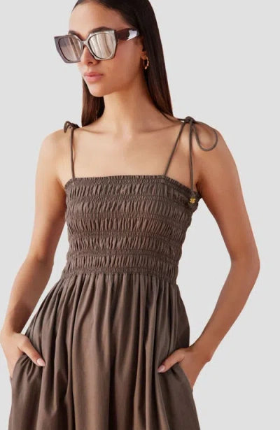 Omika Adley Maxi In Solid Fawn