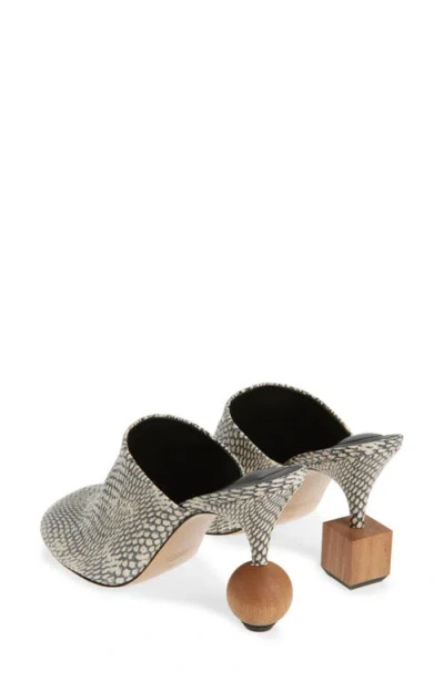 Jacquemus Kiss Block Heel Mules In Neutrals