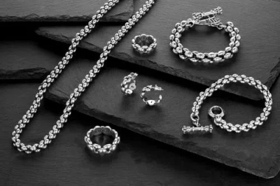 King Baby Studio Medium Infinity Link Ring In Silver