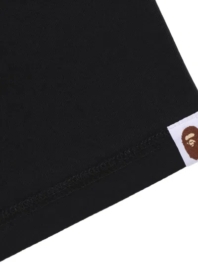 A Bathing Ape Logo-graphic T-shirt In Black