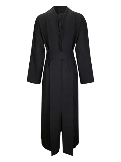 束腰中长连衣裙