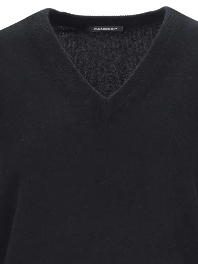 Canessa V-neck Sweater In Black Cashmere Ribbed Trim In Black