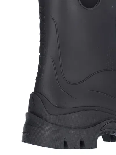 Moncler Ankle-height Boots With Textured Grip And Rugged Sole In Black