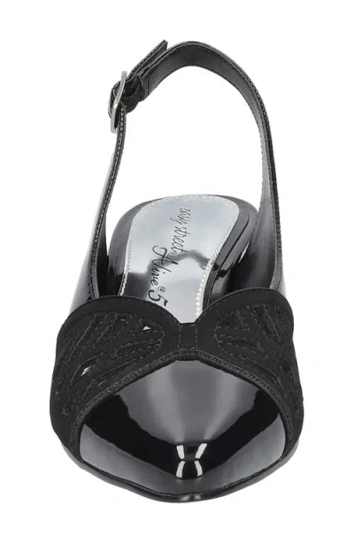 Easy Street Bizzy Womens Round Closed Toe Block Heel Pumps In Black