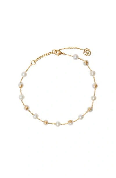 Burberry Charm Pearls Bracelet In Gold/pearl