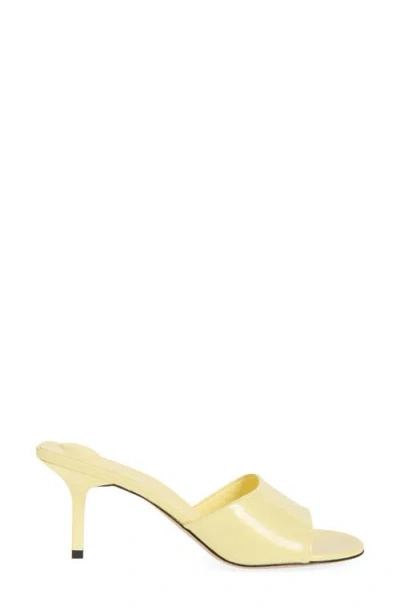 Jacquemus Glossy Kitten Heel Sandals In Light Yellow 210