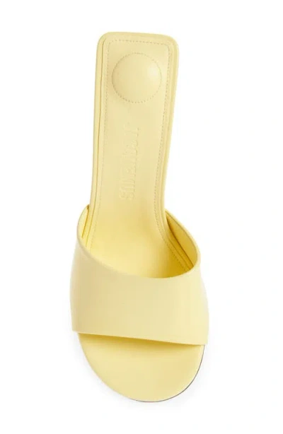 Jacquemus Glossy Kitten Heel Sandals In Light Yellow 210