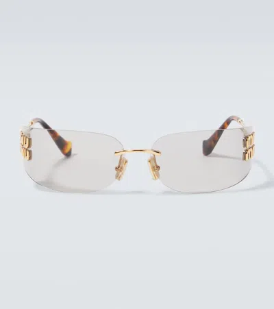 Miu Miu Ovale Sonnenbrille In Grau