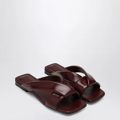Bottega Veneta Mule Flat Riva Color Barolo In Red