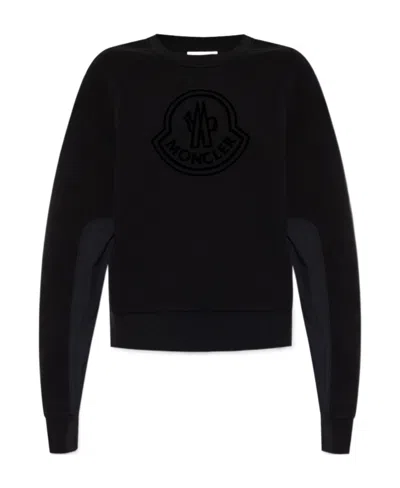 Moncler Logo Sweatshirt In Black