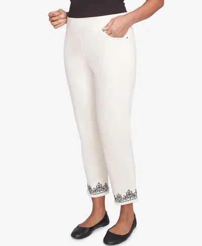 Alfred Dunner Women's Natural Instinct Classic Cuffed Medallion Ankle Pants In White