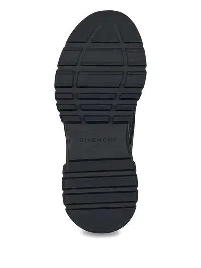 Givenchy Trainer Spectre With Camouflage Print In Black