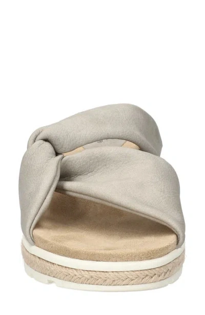 Easy Street Womens Ja Wedge Sandals In Grey