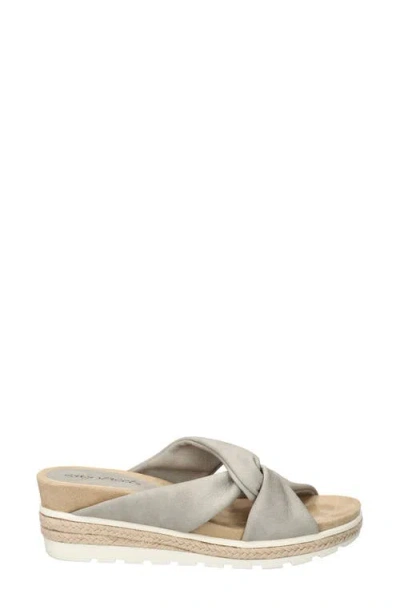Easy Street Womens Ja Wedge Sandals In Grey