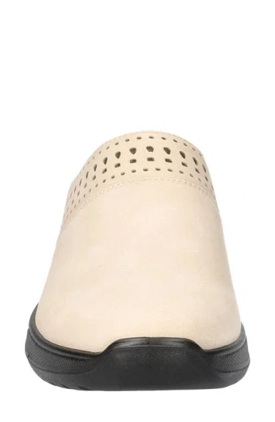 Easy Street Patrice Womens Bike Closed Toe Mules In Neutral