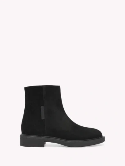 Gianvito Rossi Shearling-lining Suede Boots In Black