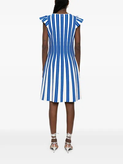 条纹迷你连衣裙