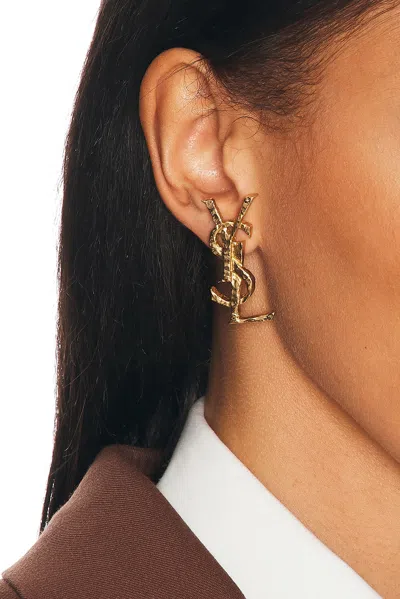 Saint Laurent Hammered Single Earring In Or Laiton